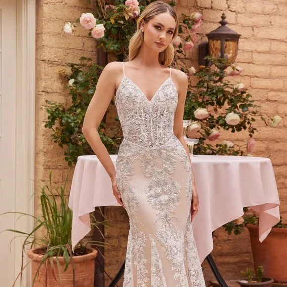 green emerald velvet dress Lace 3/4 Flare Sleeves Ankle Length Customized Wedding Dress